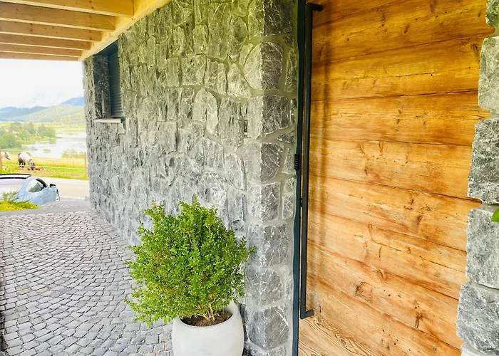Luxury Mountain Lodge