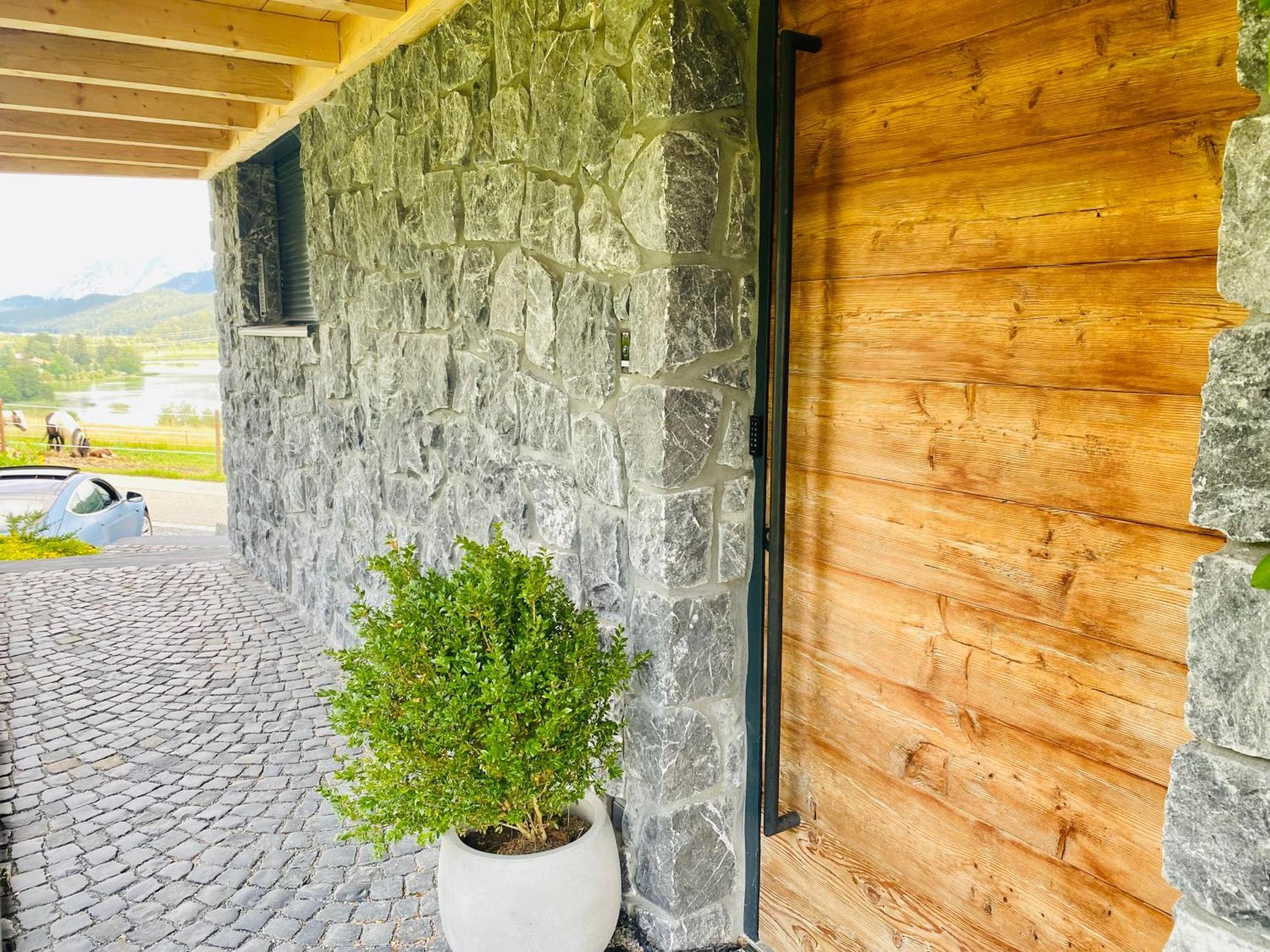 Luxury Mountain Apartment Füssen